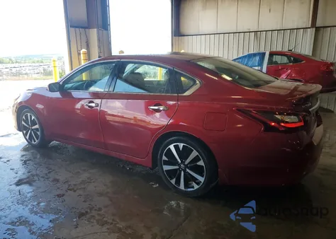 2018 Nissan Altima 2.5 из США, поврежденный, VIN 1N4AL3AP3JC131471